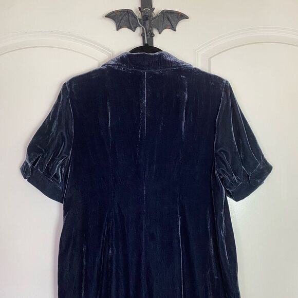 Vince Camuto Coat Vintage Inspired Navy Velvet Button Down Elegant size 8 - Picture 5 of 10